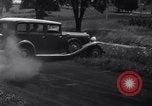Standbild Automobil Anti Skid Gerät United States USA, 1936, aus Sekunde 33 historischem Filmmaterial Videoclip 65675034184