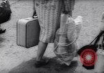 Immagine di A Berlino est i rifugiati Germania, 1961, secondo 15 filmato di repertorio 65675034186