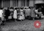 Immagine di A Berlino est i rifugiati Germania, 1961, secondo 50 filmato di repertorio 65675034186