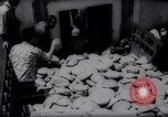 Immagine di Bizerte rifugiati Tunisia Africa del Nord, 1961, secondo 42 filmato di repertorio 65675034187