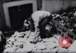 Immagine di Bizerte rifugiati Tunisia Africa del Nord, 1961, secondo 49 filmato di repertorio 65675034187