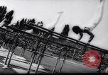 Standbild Turnerinnen Stuttgart Deutschland, 1961, aus Sekunde 16 historischem Filmmaterial Videoclip 65675034190