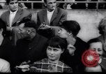 Standbild Turnerinnen Stuttgart Deutschland, 1961, aus Sekunde 24 historischem Filmmaterial Videoclip 65675034190