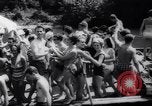 Immagine di Gli adolescenti party Germania, 1961, secondo 23 filmato di repertorio 65675034191