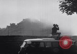 Image Berlin-Est les gens à échapper au cours de mur de Berlin Allemagne, 1961, de la seconde 37 séquences d'archives historiques vidéo 65675034204