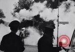 Image Berlin-Est les gens à échapper au cours de mur de Berlin Allemagne, 1961, de la seconde 57 séquences d'archives historiques vidéo 65675034204