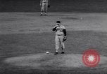 Image Roger Maris 60e home run New York City USA, 1961, de la seconde 19 séquences d'archives historiques vidéo 65675034205