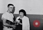 Image Roger Maris 60e home run New York City USA, 1961, de la seconde 57 séquences d'archives historiques vidéo 65675034205
