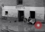 Immagine di La devastazione delle inondazioni Barcellona Spagna, 1962, secondo 27 filmato di repertorio 65675034214