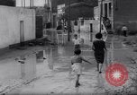 Immagine di La devastazione delle inondazioni Barcellona Spagna, 1962, secondo 29 filmato di repertorio 65675034214