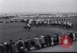 Image cheval de course Nicolaus Silver Aintree Liverpool en Angleterre, 1961, de la seconde 27 séquences d'archives historiques vidéo 65675034218