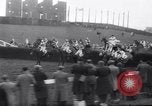 Image cheval de course Nicolaus Silver Aintree Liverpool en Angleterre, 1961, de la seconde 41 séquences d'archives historiques vidéo 65675034218