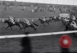 Image cheval de course Nicolaus Silver Aintree Liverpool en Angleterre, 1961, de la seconde 51 séquences d'archives historiques vidéo 65675034218