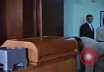 Standbild russischen Teletype Maschine Washington DC USA, 1963, aus Sekunde 4 historischem Filmmaterial Videoclip 65675034232