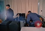 Standbild russischen Teletype Maschine Washington DC USA, 1963, aus Sekunde 35 historischem Filmmaterial Videoclip 65675034232