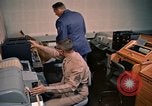 Standbild russischen Teletype Maschine Washington DC USA, 1963, aus Sekunde 46 historischem Filmmaterial Videoclip 65675034232