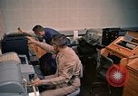 Standbild russischen Teletype Maschine Washington DC USA, 1963, aus Sekunde 47 historischem Filmmaterial Videoclip 65675034232