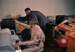 Standbild russischen Teletype Maschine Washington DC USA, 1963, aus Sekunde 57 historischem Filmmaterial Videoclip 65675034232
