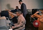 Standbild russischen Teletype Maschine Washington DC USA, 1963, aus Sekunde 61 historischem Filmmaterial Videoclip 65675034232