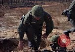 Standbild 1 ABG 187th Infanterie Regiment 82 ABN Fort Bragg North Carolina USA, 1963, aus Sekunde 21 historischem Filmmaterial Videoclip 65675034233