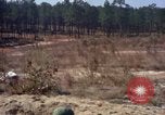 Standbild 1 ABG 187th Infanterie Regiment 82 ABN Fort Bragg North Carolina USA, 1963, aus Sekunde 23 historischem Filmmaterial Videoclip 65675034233