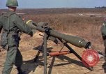 Standbild 1 ABG 187th Infanterie Regiment 82 ABN Fort Bragg North Carolina USA, 1963, aus Sekunde 25 historischem Filmmaterial Videoclip 65675034233