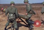 Standbild 1 ABG 187th Infanterie Regiment 82 ABN Fort Bragg North Carolina USA, 1963, aus Sekunde 26 historischem Filmmaterial Videoclip 65675034233