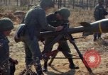 Standbild 1 ABG 187th Infanterie Regiment 82 ABN Fort Bragg North Carolina USA, 1963, aus Sekunde 40 historischem Filmmaterial Videoclip 65675034233
