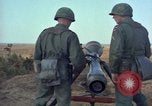 Standbild 1 ABG 187th Infanterie Regiment 82 ABN Fort Bragg North Carolina USA, 1963, aus Sekunde 53 historischem Filmmaterial Videoclip 65675034233