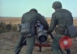 Standbild 1 ABG 187th Infanterie Regiment 82 ABN Fort Bragg North Carolina USA, 1963, aus Sekunde 55 historischem Filmmaterial Videoclip 65675034233