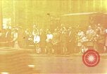 Standbild Mai Parade In Ostdeutschland Berlin Ostdeutschland, 1961, aus Sekunde 1 historischem Filmmaterial Videoclip 65675034241