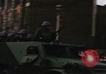 Standbild Mai Parade In Ostdeutschland Berlin Ostdeutschland, 1961, aus Sekunde 24 historischem Filmmaterial Videoclip 65675034241