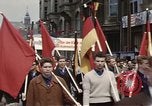 Image Défilé du 1er mai en Allemagne de l'est Berlin Allemagne de l'est, 1961, de la seconde 6 séquences d'archives historiques vidéo 65675034244