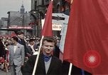 Image Défilé du 1er mai en Allemagne de l'est Berlin Allemagne de l'est, 1961, de la seconde 10 séquences d'archives historiques vidéo 65675034244
