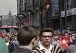 Image Défilé du 1er mai en Allemagne de l'est Berlin Allemagne de l'est, 1961, de la seconde 16 séquences d'archives historiques vidéo 65675034244