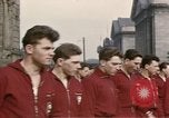 Image Les garçons marchent dans la parade du jour de mai Berlin Allemagne de l'est, 1961, de la seconde 16 séquences d'archives historiques vidéo 65675034246