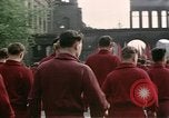 Image Les garçons marchent dans la parade du jour de mai Berlin Allemagne de l'est, 1961, de la seconde 23 séquences d'archives historiques vidéo 65675034246