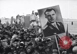 Immagine di Nikita Khrushchev e Yuri Gagarin Russia Unione Sovietica, 1961, secondo 5 filmato di repertorio 65675034247