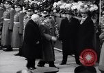 Immagine di Nikita Khrushchev e Yuri Gagarin Russia Unione Sovietica, 1961, secondo 59 filmato di repertorio 65675034247