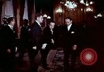 Standbild John F Kennedy Paris Frankreich, 1961, aus Sekunde 14 historischem Filmmaterial Videoclip 65675034254