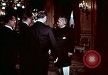 Standbild John F Kennedy Paris Frankreich, 1961, aus Sekunde 29 historischem Filmmaterial Videoclip 65675034254