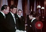 Standbild John F Kennedy Paris Frankreich, 1961, aus Sekunde 43 historischem Filmmaterial Videoclip 65675034254