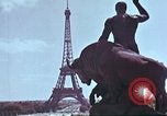 Standbild Ansichten aus der Kathedrale von Notre Dame Paris Frankreich, 1961, aus Sekunde 5 historischem Filmmaterial Videoclip 65675034255