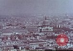 Standbild Ansichten aus der Kathedrale von Notre Dame Paris Frankreich, 1961, aus Sekunde 16 historischem Filmmaterial Videoclip 65675034255