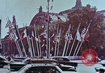 Standbild Ansichten aus der Kathedrale von Notre Dame Paris Frankreich, 1961, aus Sekunde 25 historischem Filmmaterial Videoclip 65675034255