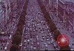 Standbild Ansichten aus der Kathedrale von Notre Dame Paris Frankreich, 1961, aus Sekunde 29 historischem Filmmaterial Videoclip 65675034255
