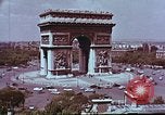 Standbild Ansichten aus der Kathedrale von Notre Dame Paris Frankreich, 1961, aus Sekunde 52 historischem Filmmaterial Videoclip 65675034255
