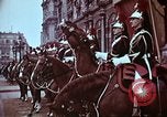 Standbild John F Kennedy Paris Frankreich, 1961, aus Sekunde 7 historischem Filmmaterial Videoclip 65675034256