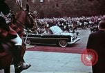 Standbild John F Kennedy Paris Frankreich, 1961, aus Sekunde 10 historischem Filmmaterial Videoclip 65675034256