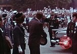 Standbild John F Kennedy Paris Frankreich, 1961, aus Sekunde 20 historischem Filmmaterial Videoclip 65675034256